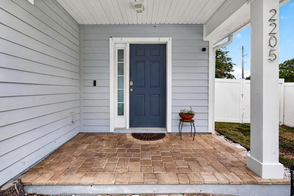 2205 SANDY BAY Lane, Jacksonville, FL 32233 photo 2