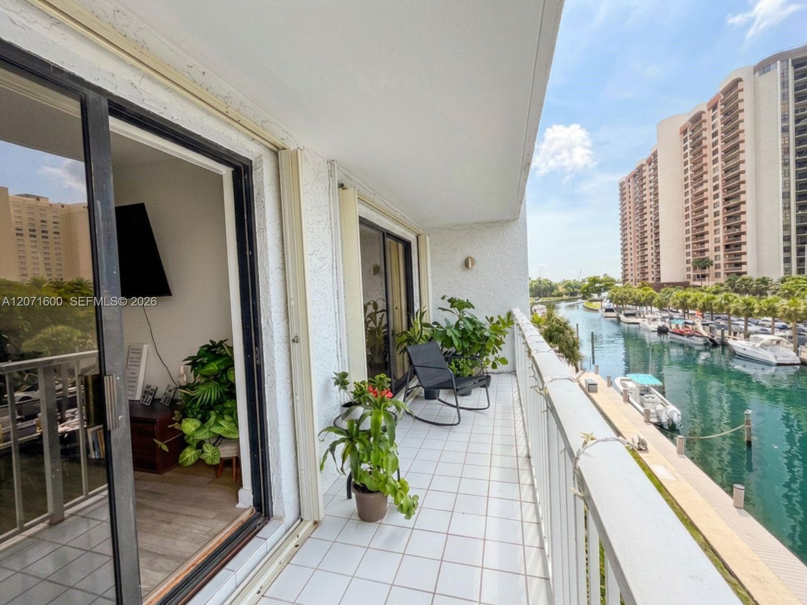 1650 NE 115th St # 403, Miami, FL 33181 photo 4