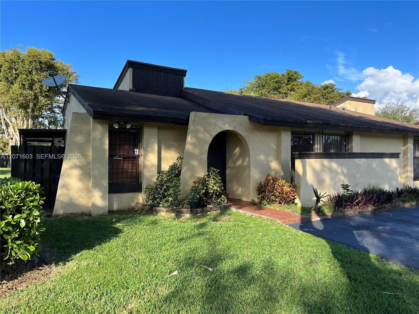12713 SW 70th Ln, Miami, FL 33183 photo 2