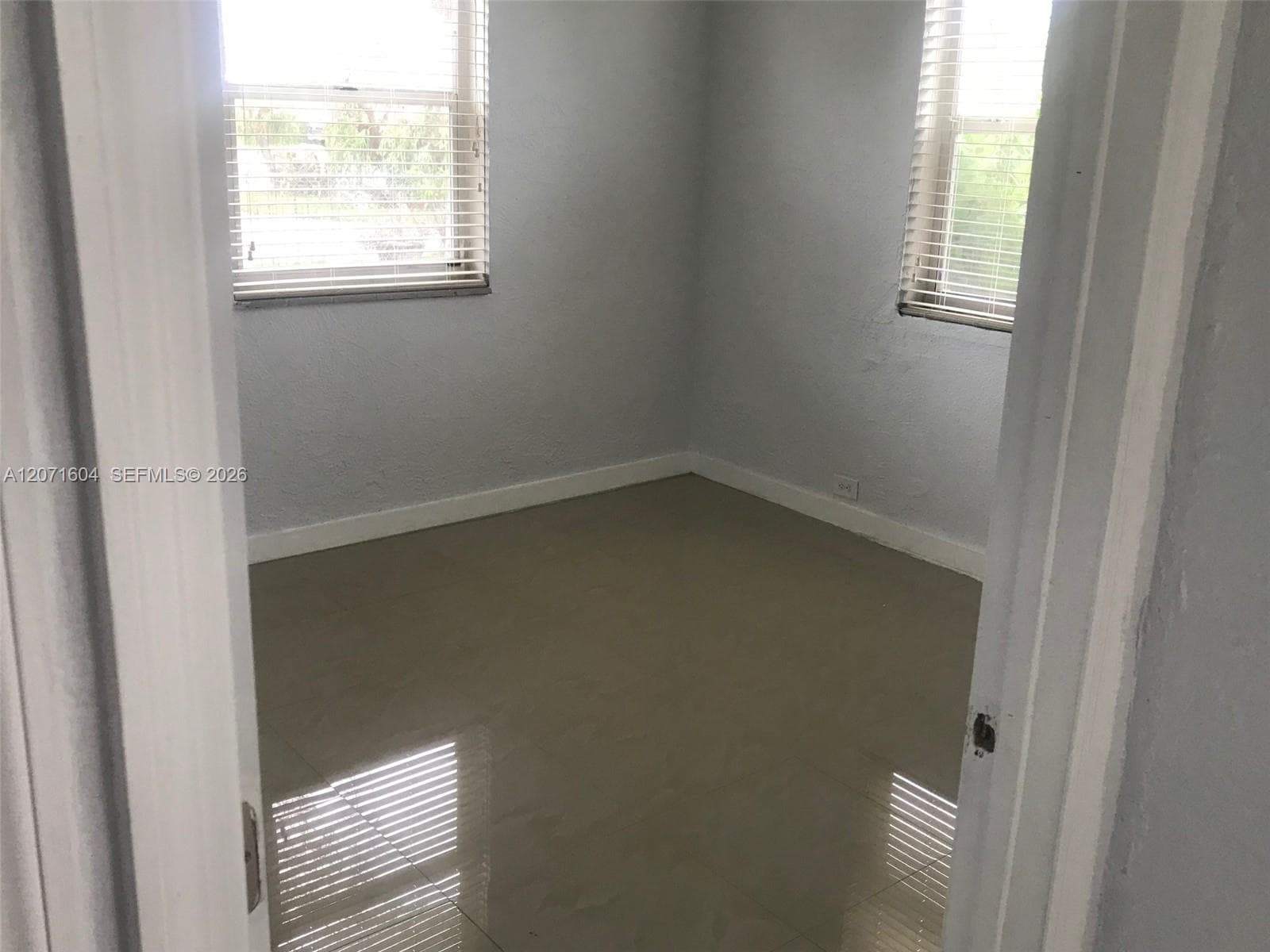 21625 SW 109th Ave, Miami, FL 33170 photo 5