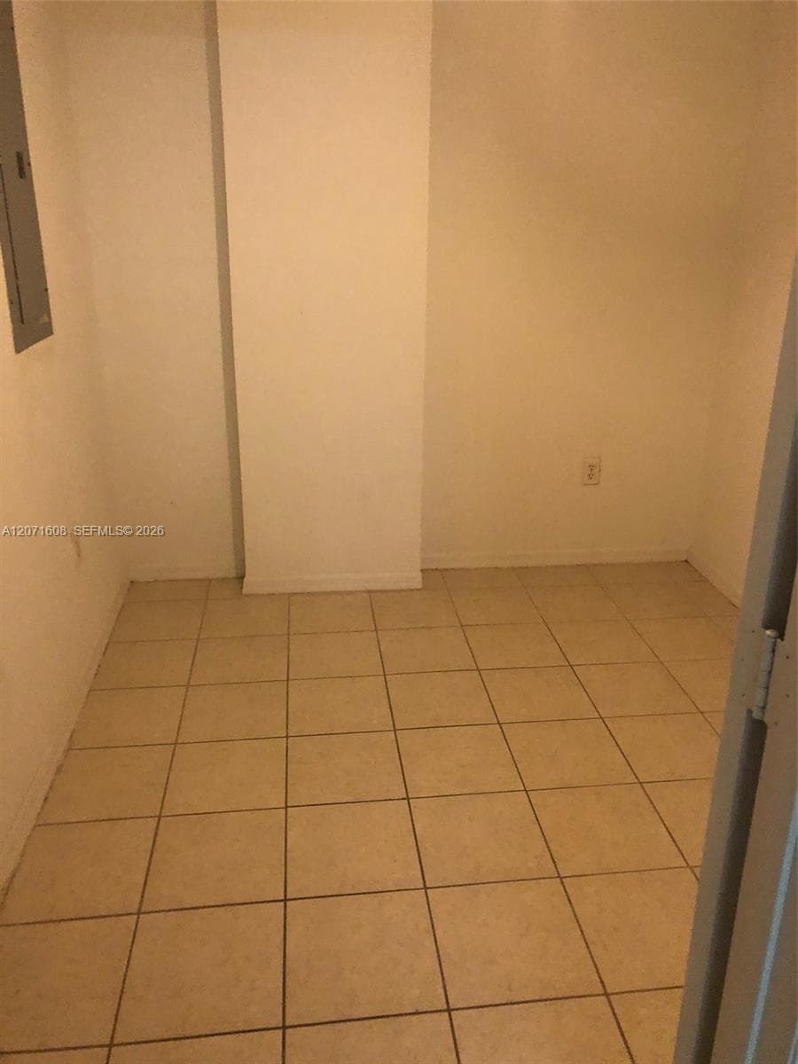 218 NW 12th Ave # 802, Miami, FL 33128 photo 2