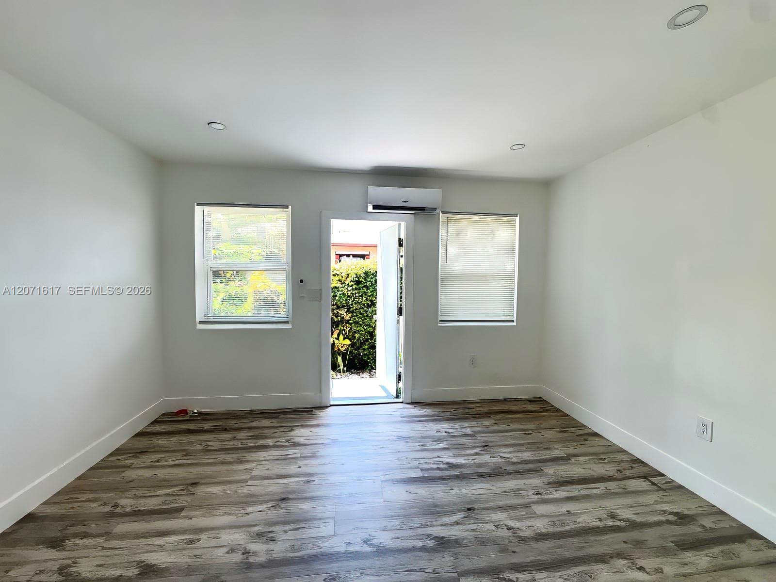 885 SW 29th Ave # 2, Miami, FL 33135 photo 4