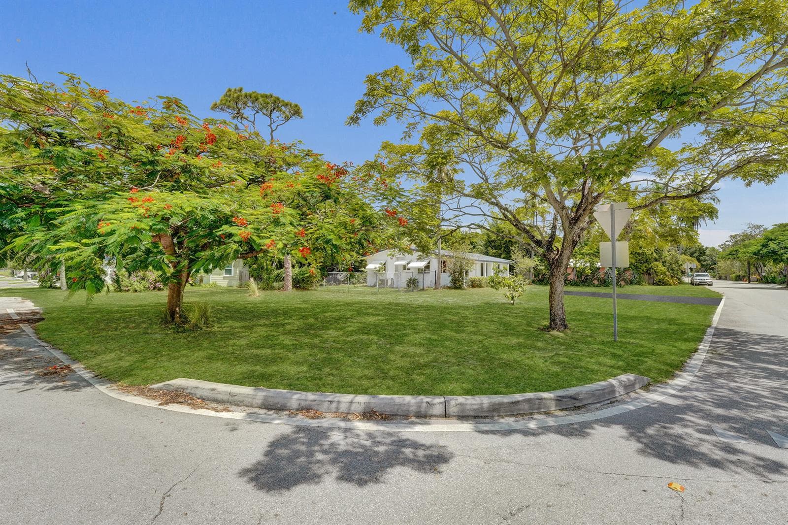 611 SW 7TH Street, Fort Lauderdale, FL 33315 photo 5