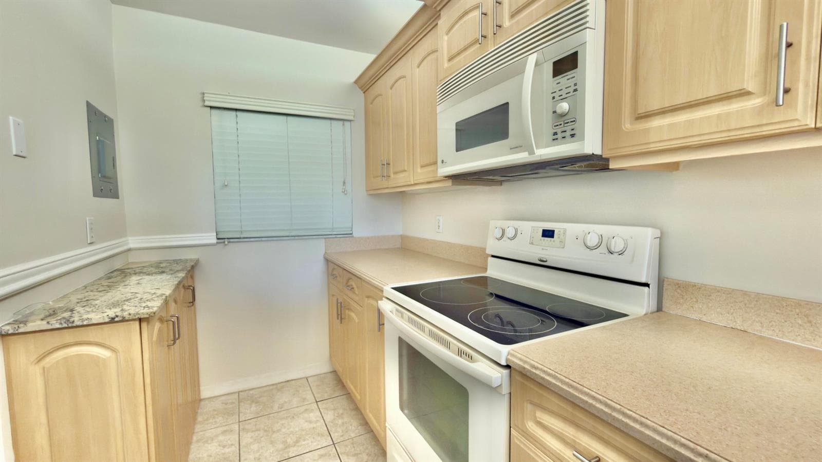 9311 ORANGE GROVE Drive # 402, Davie, FL 33324 photo 4