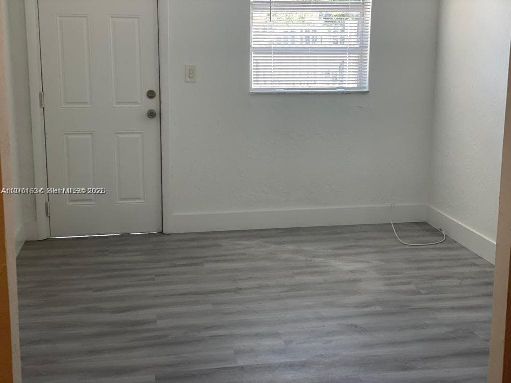 170 ter 10035 # B, Unincorporated Dade County, FL 33157 photo 3