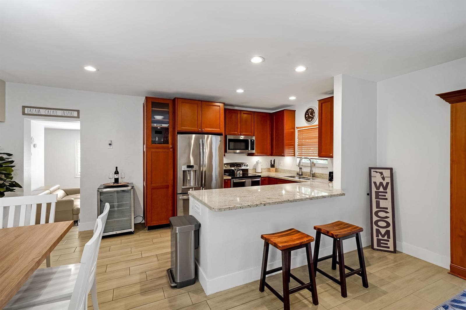 401 NW 21ST Court, Wilton Manors, FL 33311 photo 5