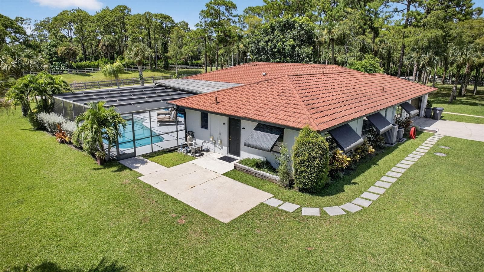 17218 SHETLAND Lane # Apartment, FL 33470