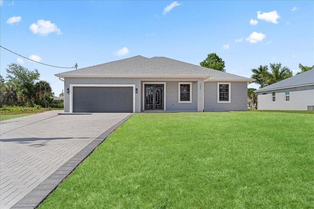 7427 SEA MIST Drive, Port Charlotte, FL 33981 photo 2