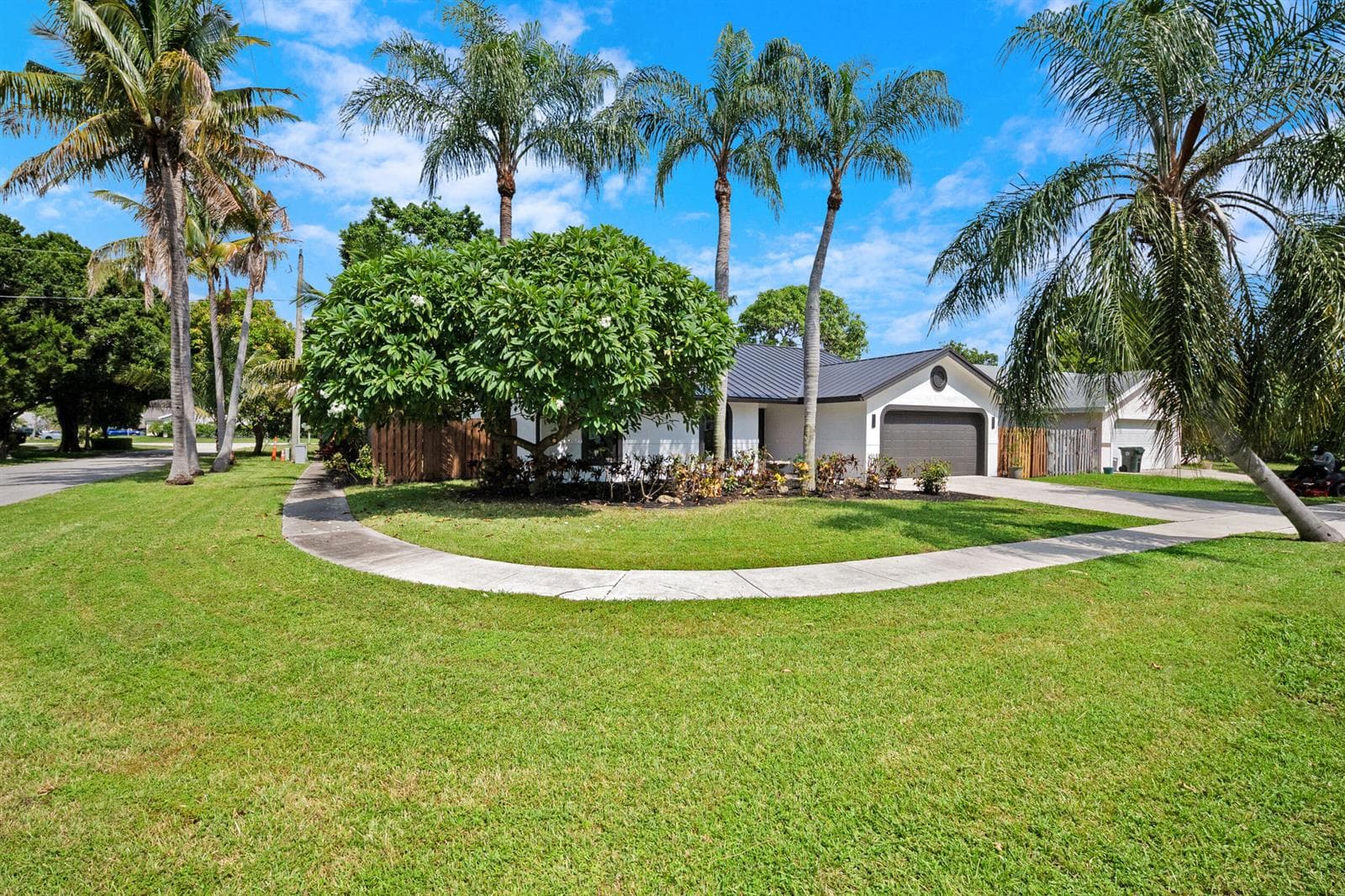 7620 Texas Trail, Boca Raton, FL 33487 photo 2