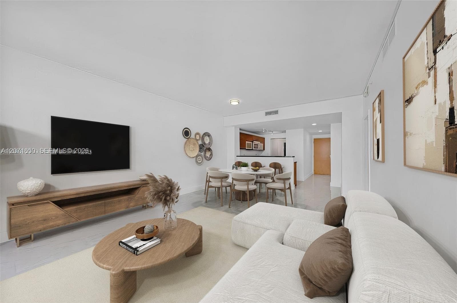 244 Biscayne Blvd # 3704, Miami, FL 33132 photo 5
