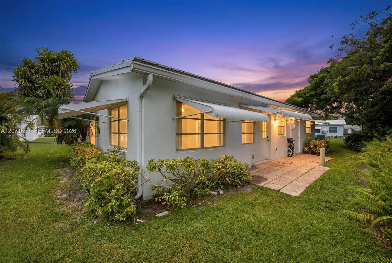 4305 NW 1 TER, Deerfield Beach, FL 33064 photo 3