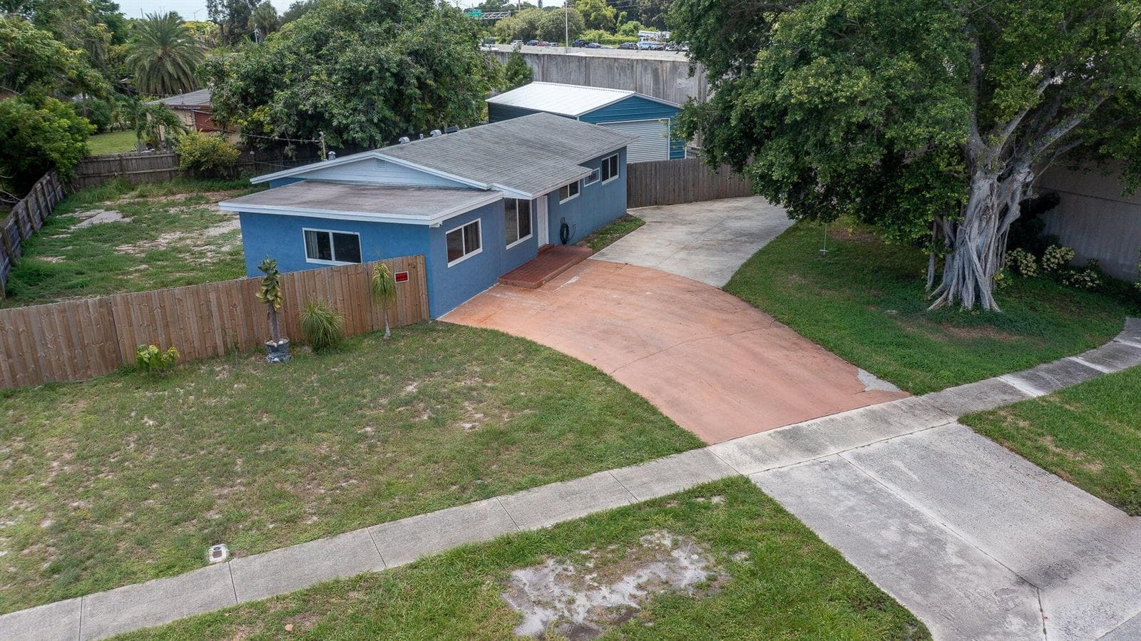 1446 W DREW Street, Lantana, FL 33462 photo 2
