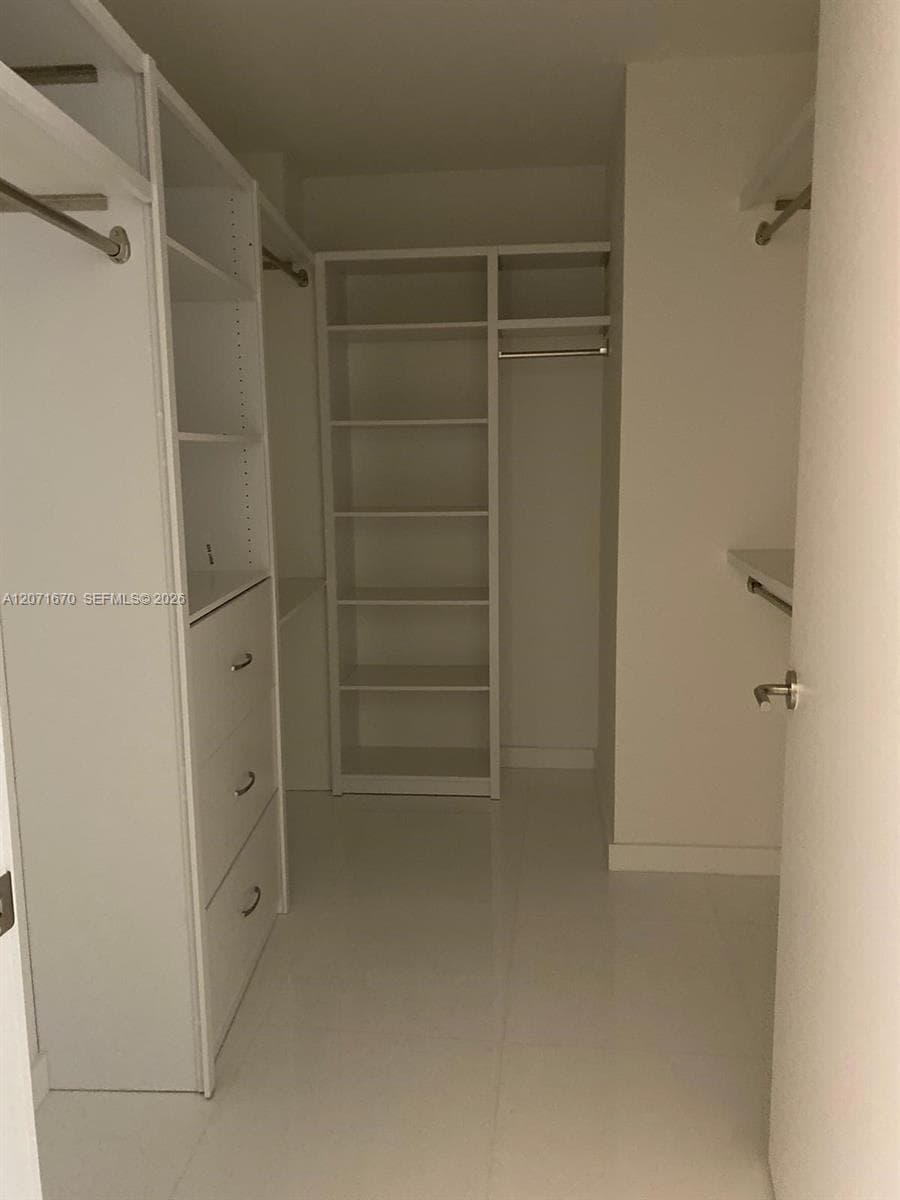 851 NE 1st Ave # 2501, Miami, FL 33132 photo 5