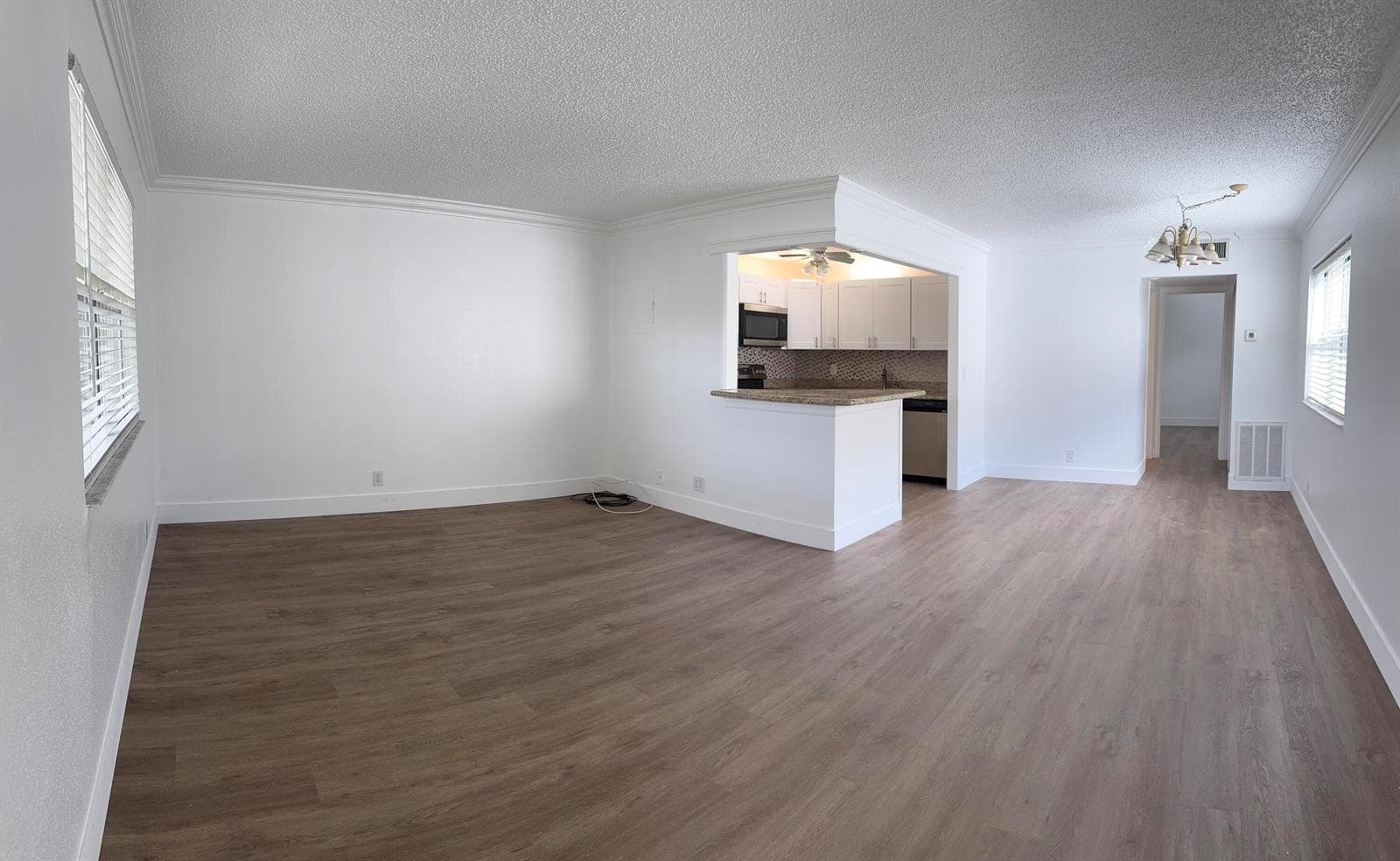 103 SAXONY C, Delray Beach, FL 33446 photo 2