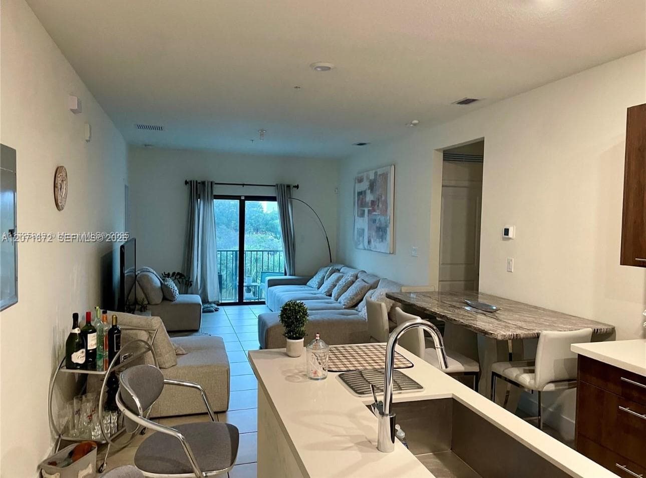 8201 NW 41st St # D-302, Doral, FL 33166 photo 2
