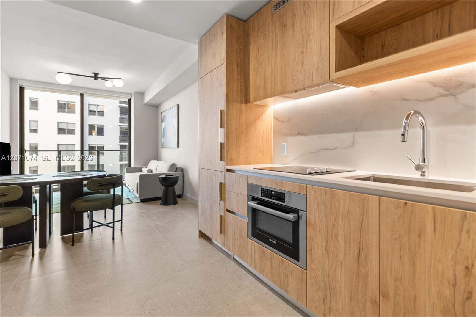 11 NE 6 ST # 3213, Miami, FL 33132 photo 3