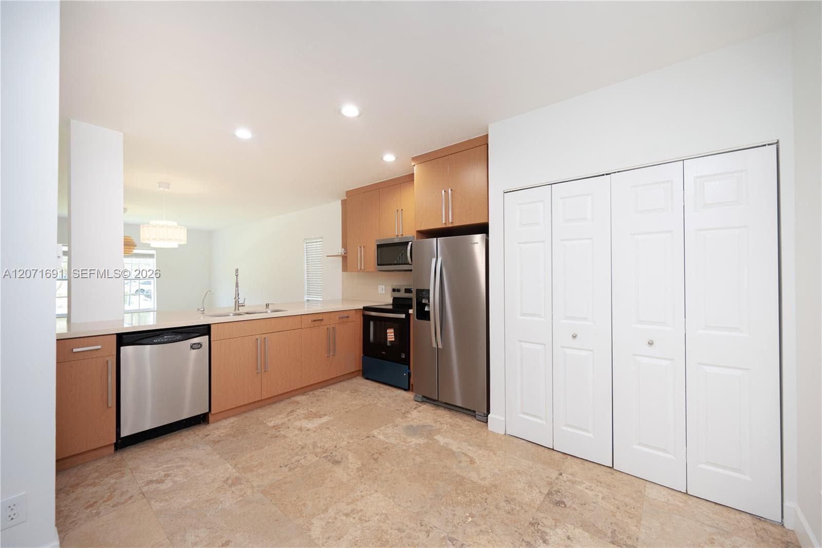 16219 Emerald cove road # 0, Weston, FL 33331 photo 3