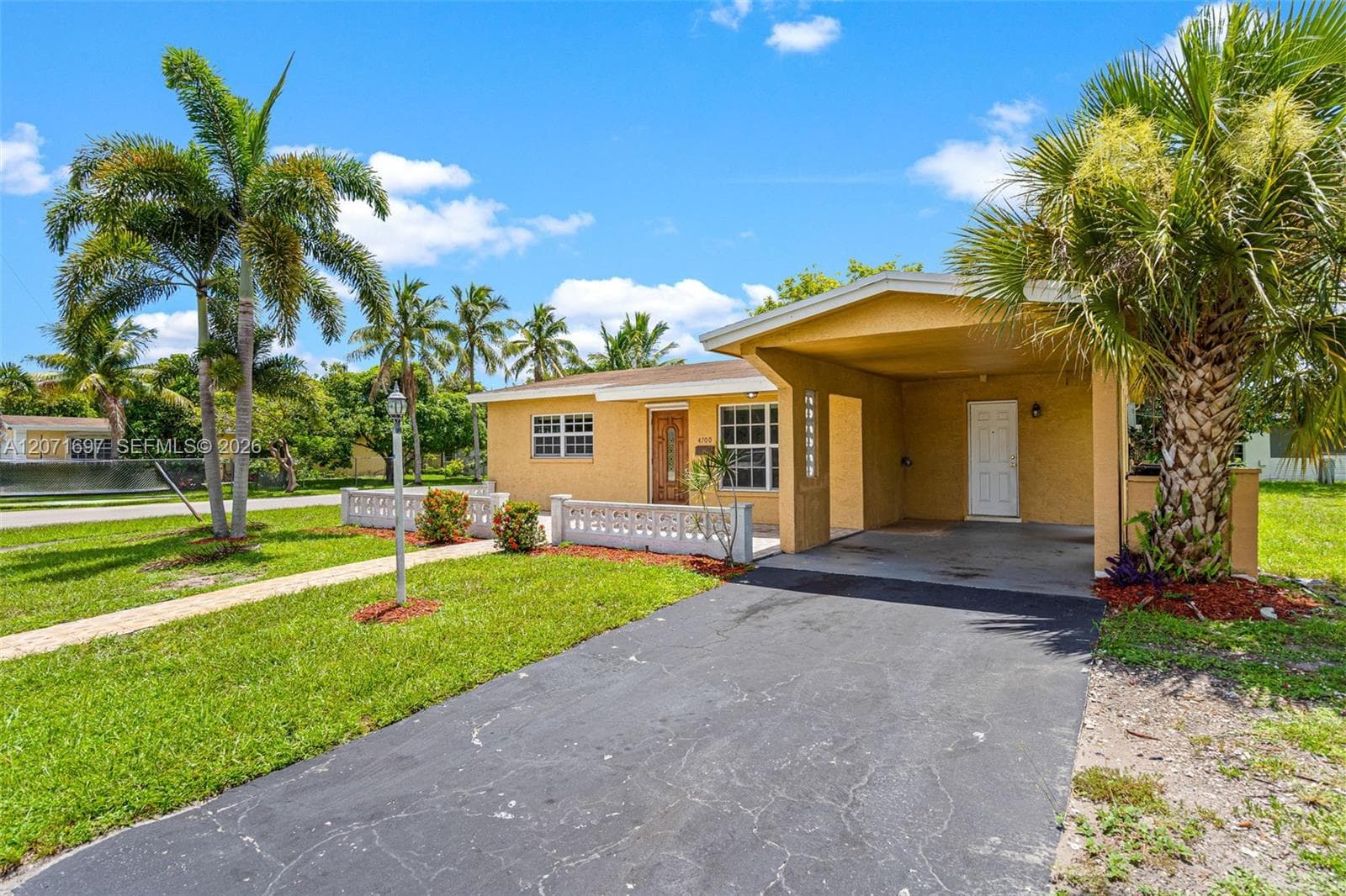 4700 NW 41st Pl, Lauderdale Lakes, FL 33319 photo 3