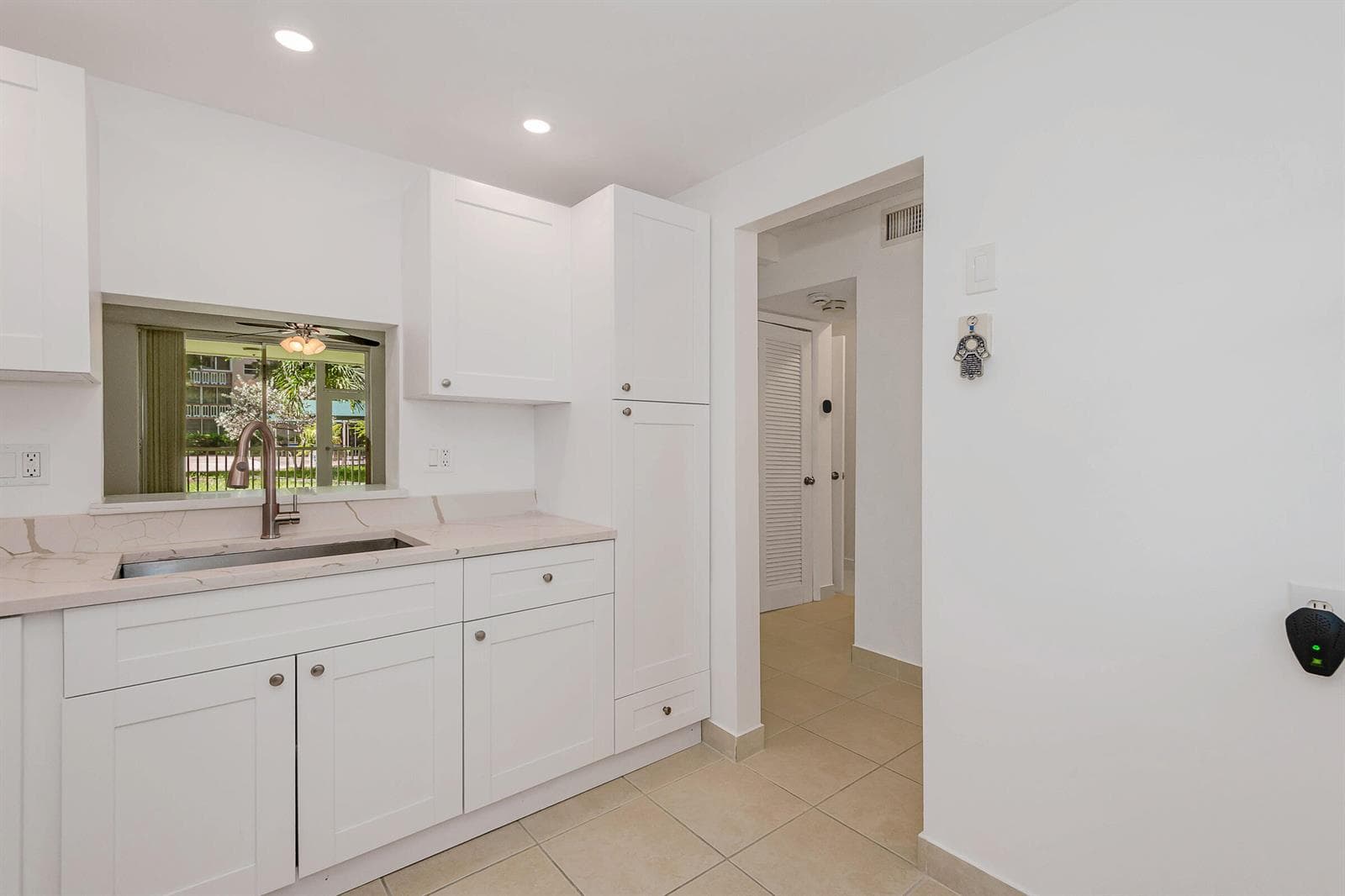 1000 NE 12TH Avenue # 104, Hallandale Beach, FL 33009 photo 3