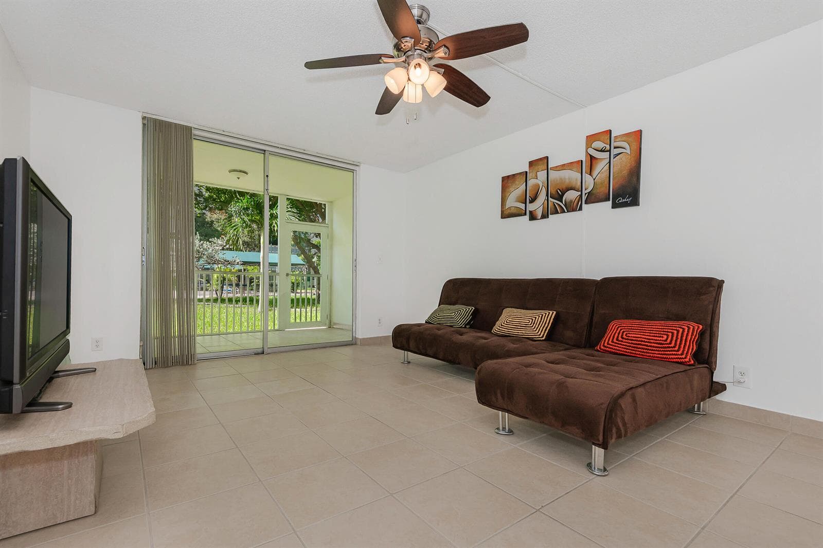 1000 NE 12TH Avenue # 104, Hallandale Beach, FL 33009 photo 4