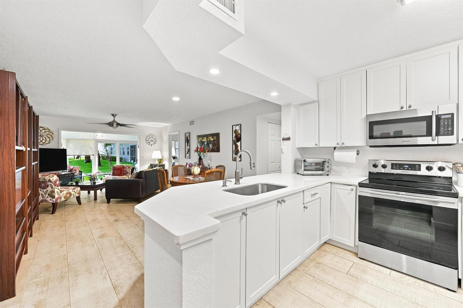 10382 NW 24th Place # 105, Sunrise, FL 33322 photo 4