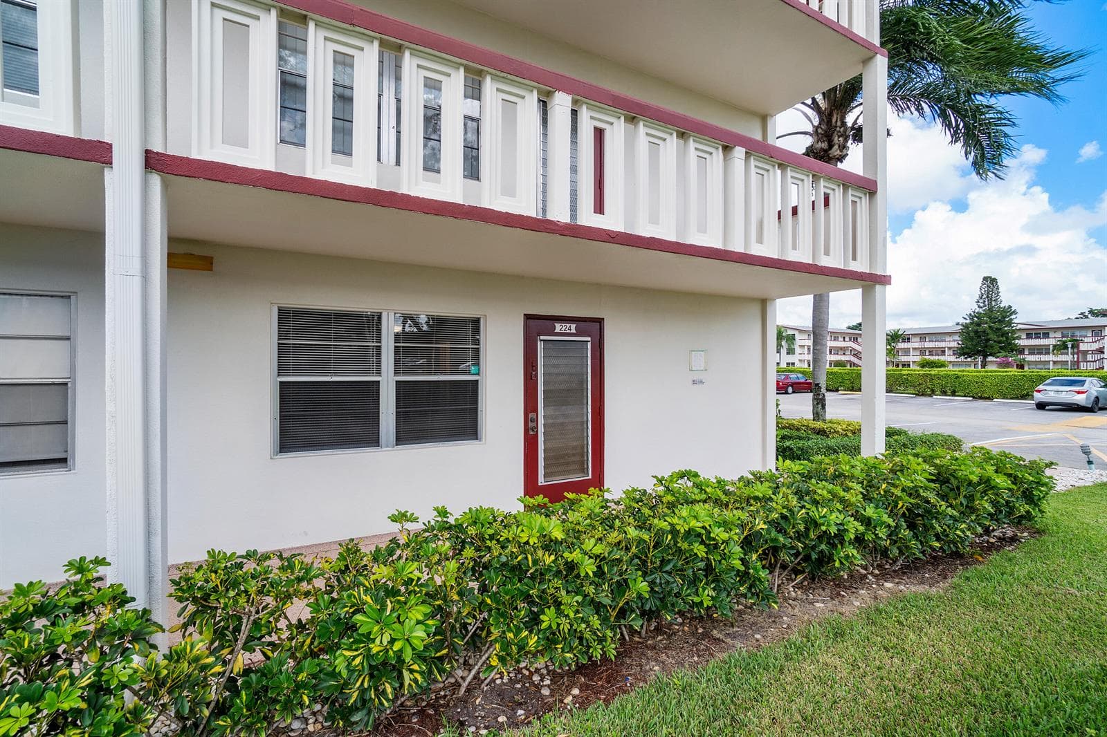 224 Fanshaw F, Boca Raton, FL 33434 photo 2