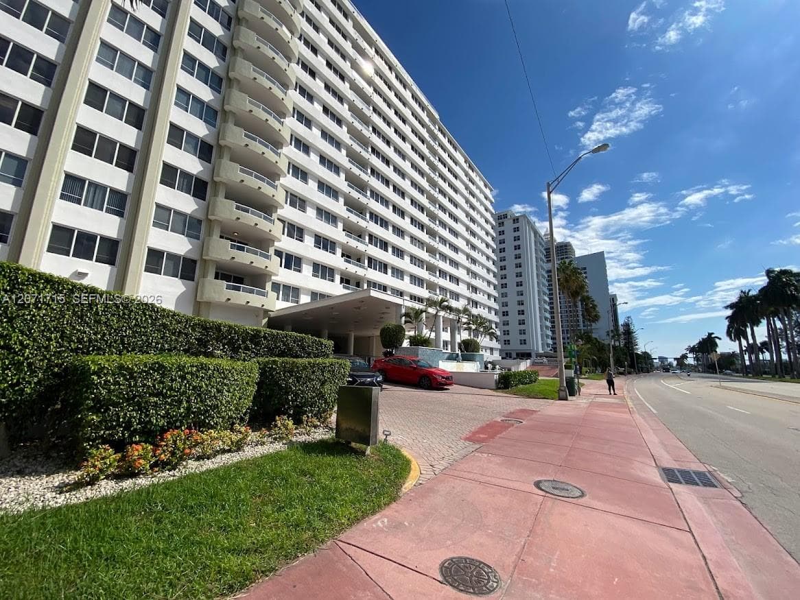 5005 Collins Ave # 722, Miami Beach, FL 33140 photo 2
