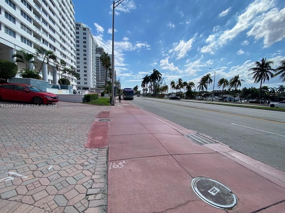 5005 Collins Ave # 722, Miami Beach, FL 33140