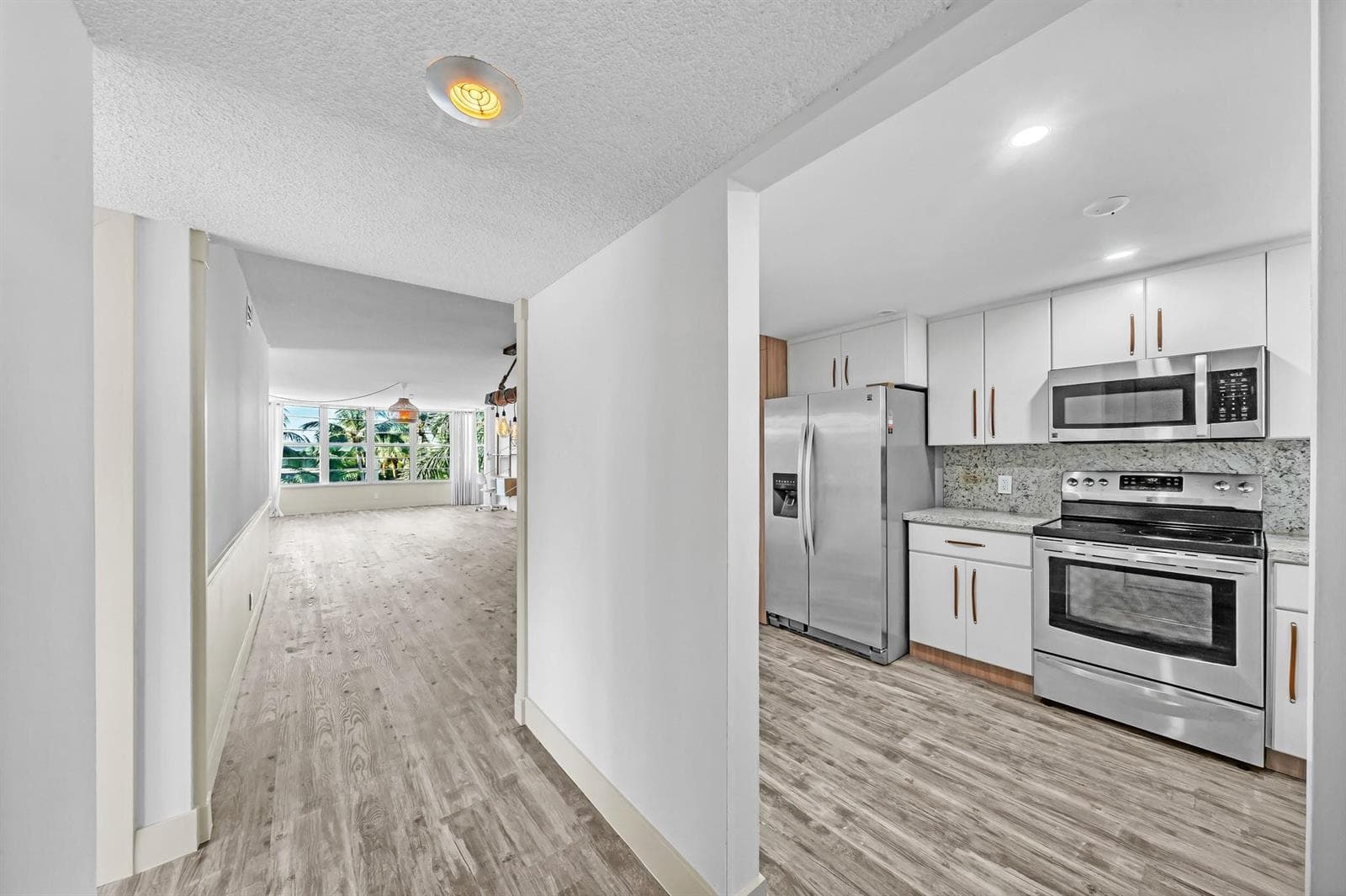 3051 NE 48TH Street # 301, Fort Lauderdale, FL 33308 photo 2