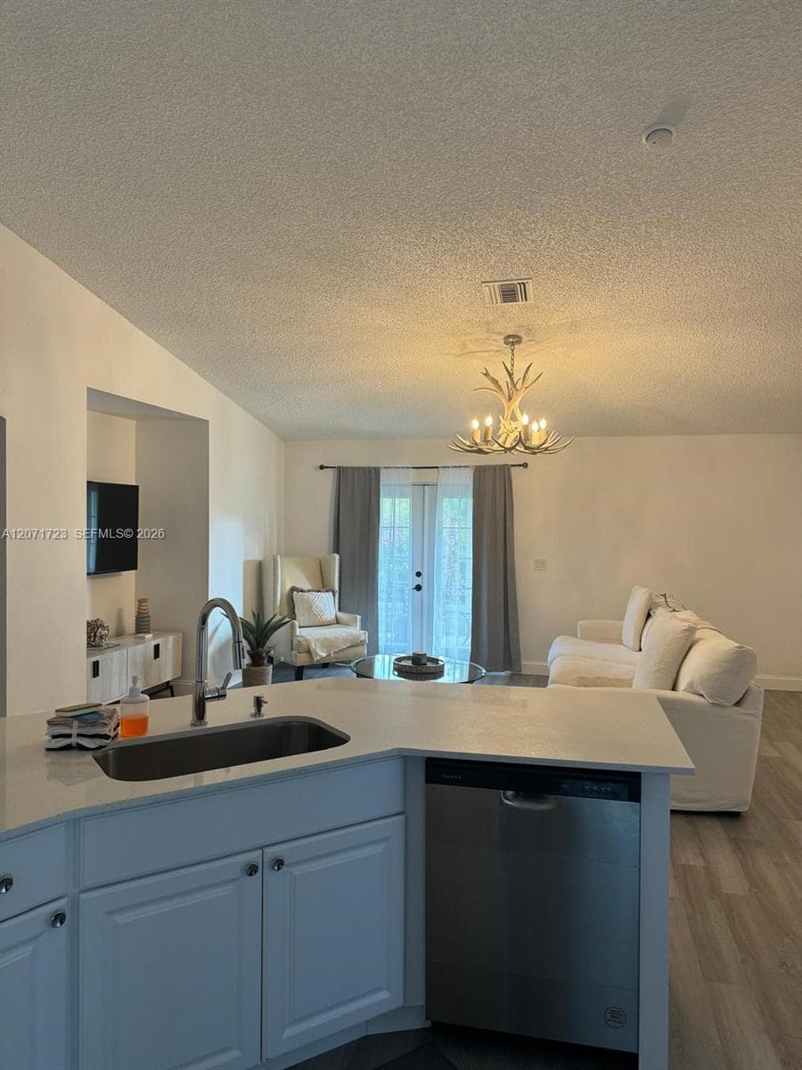8356 103rd Ct, Vero Beach, FL 32967 photo 5