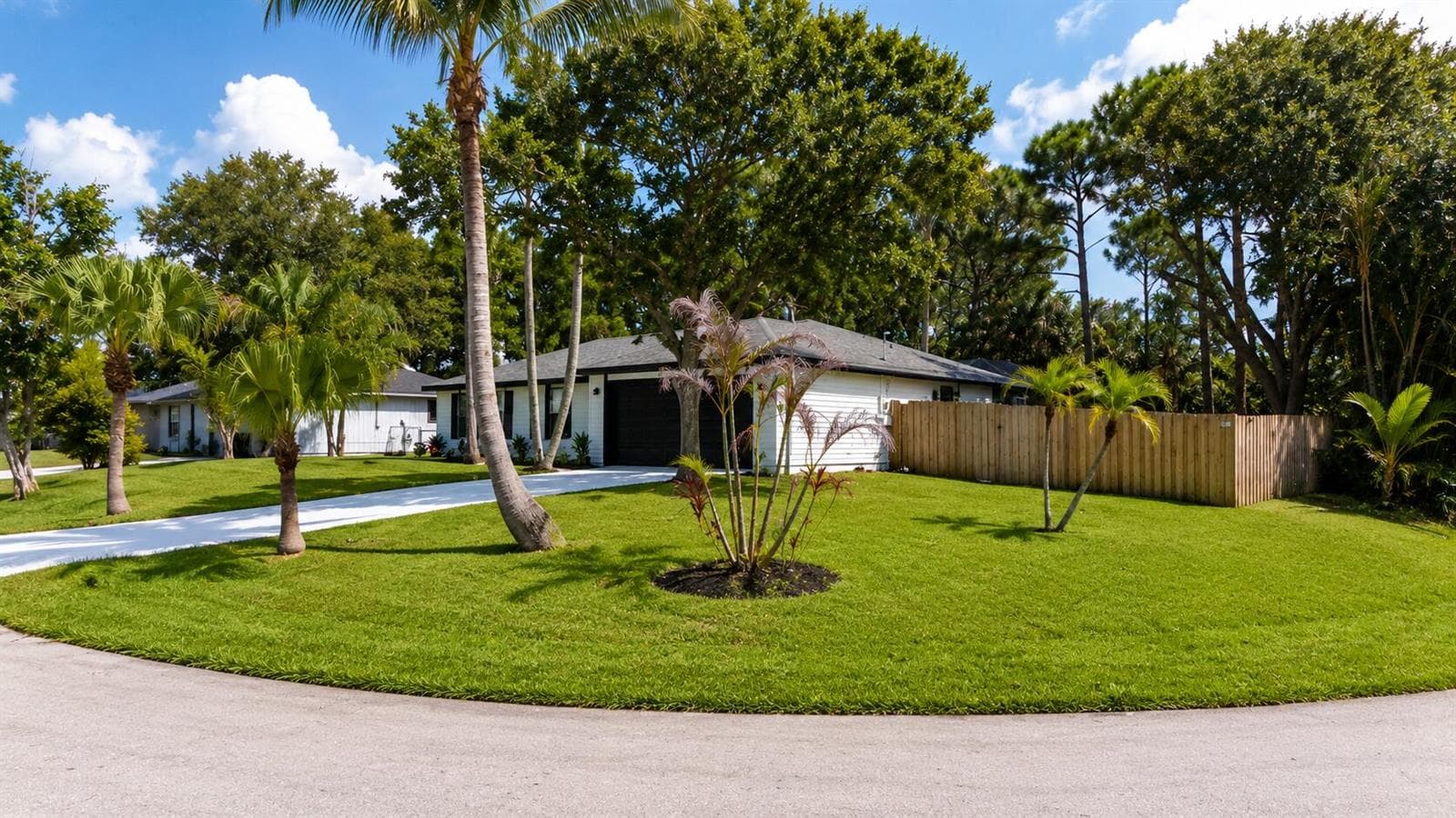 1898 SW LOFGREN Avenue, Port St. Lucie, FL 34953 photo 3