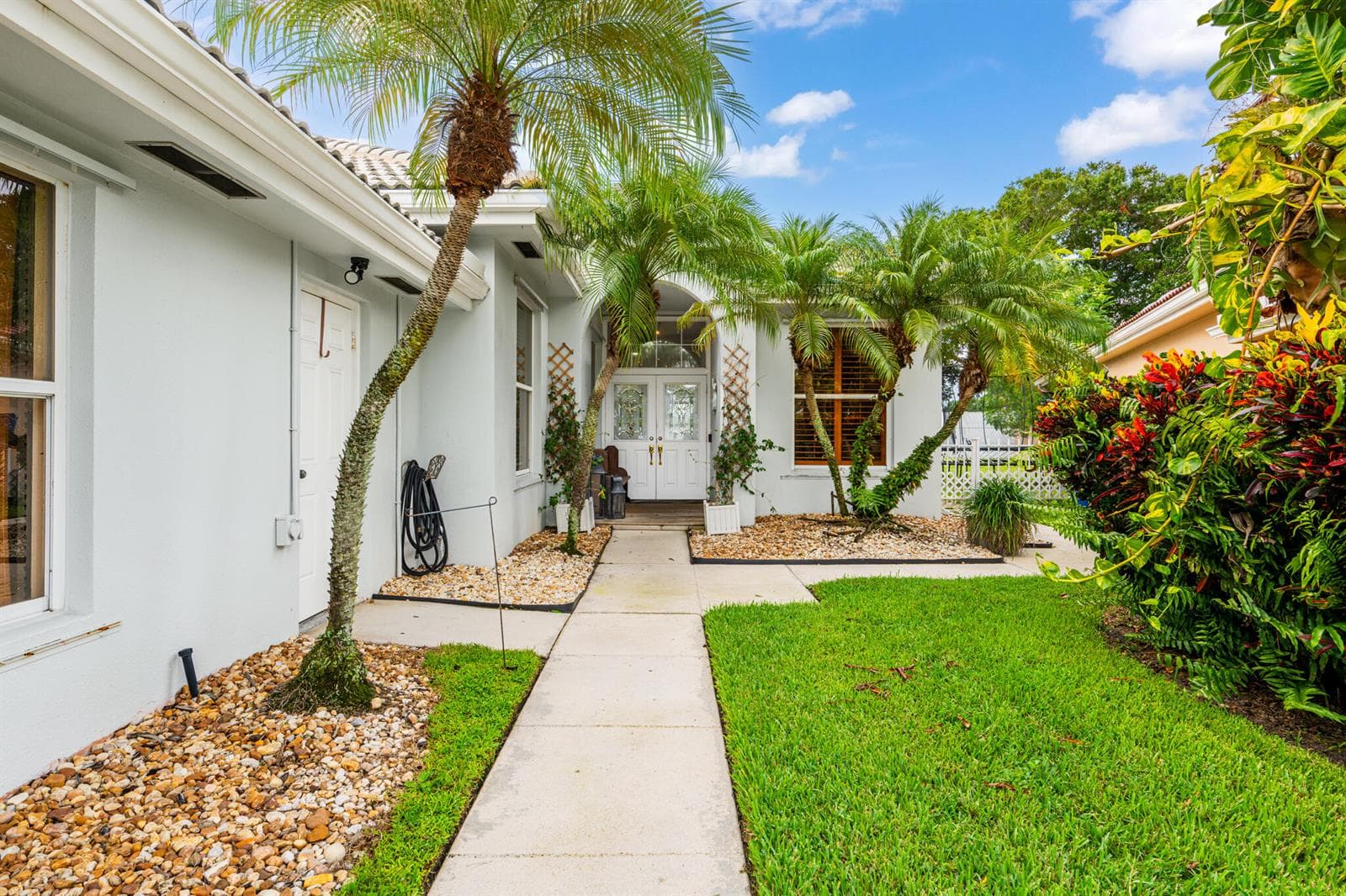 218 HAMPTON Court, Jupiter, FL 33458 photo 3