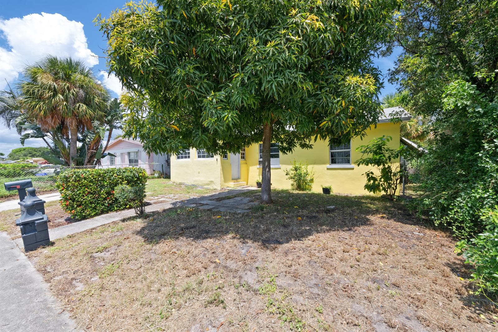 616 W 5TH Street, Riviera Beach, FL 33404 photo 3