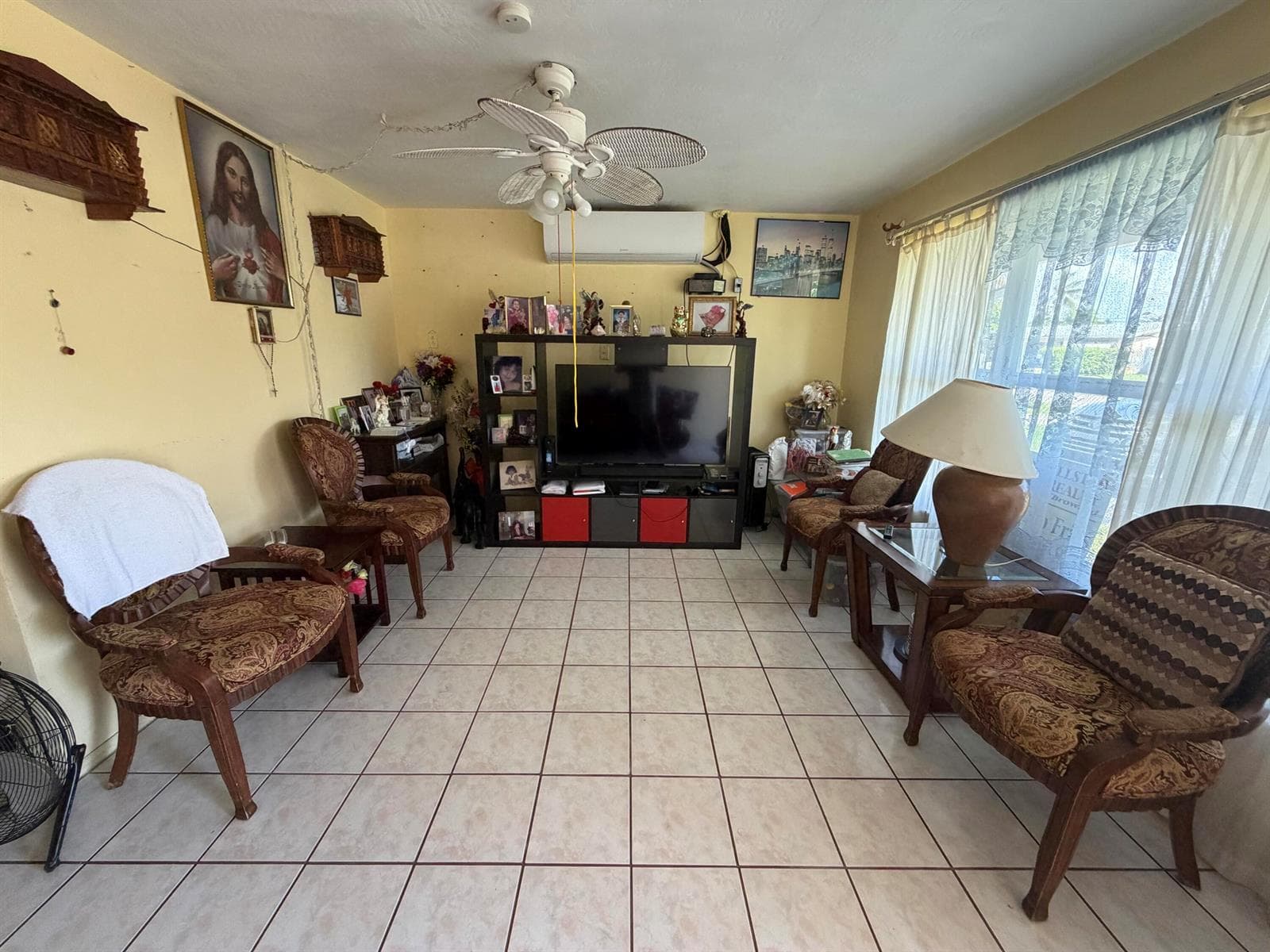 6600 NW 24TH Court, Sunrise, FL 33313 photo 3
