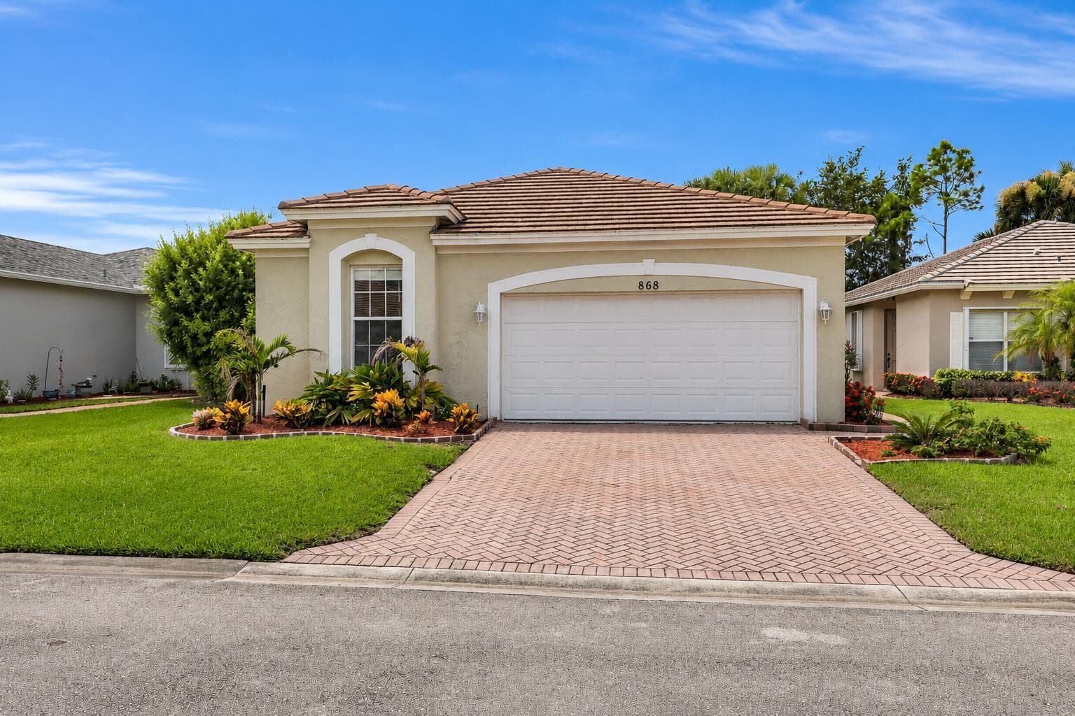 868 SW Rocky Bayou Terrace, Port St. Lucie, FL 34986