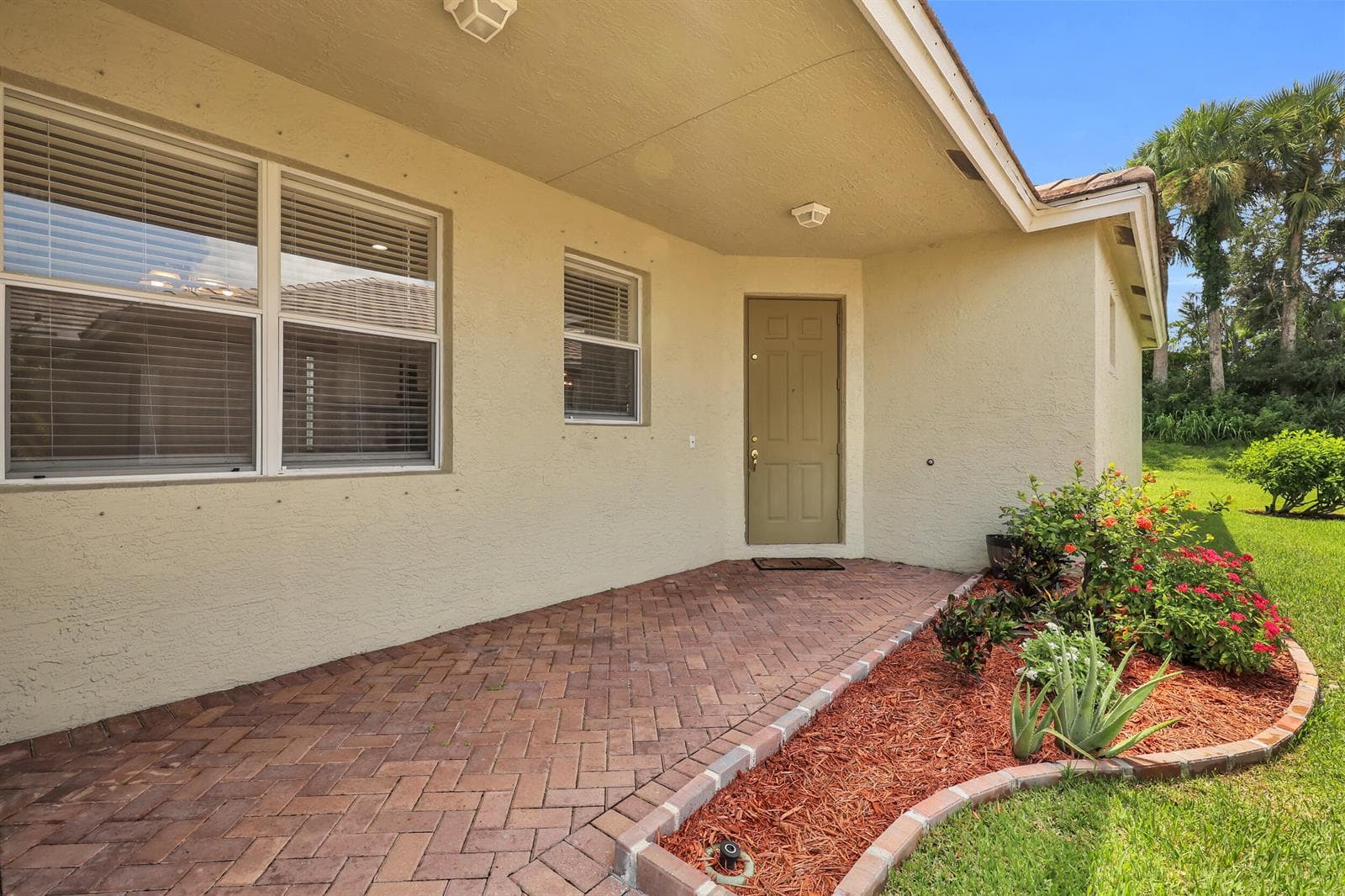 868 SW Rocky Bayou Terrace, Port St. Lucie, FL 34986 photo 4