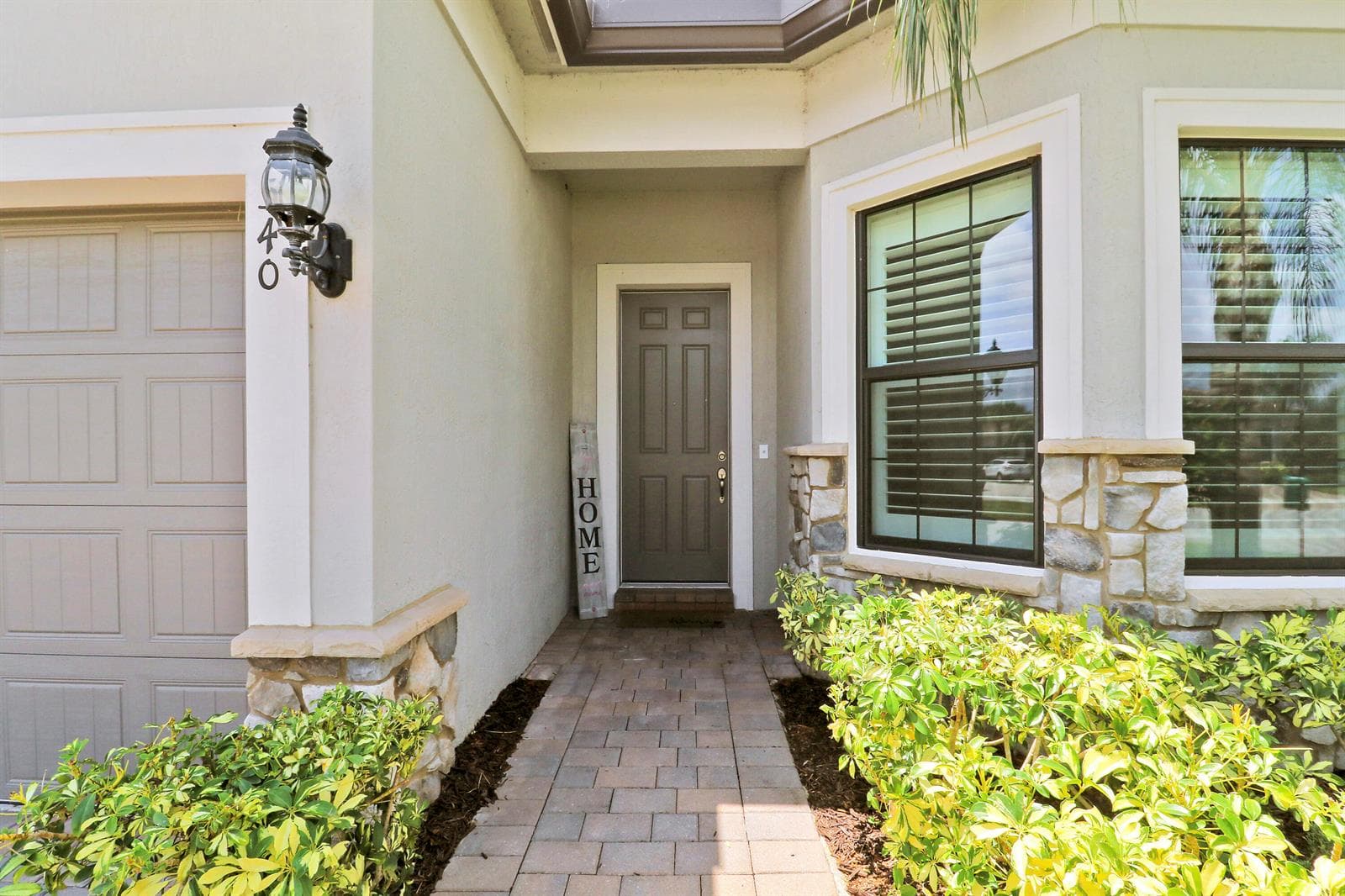 540 SE VILLANDRY Way, Port St. Lucie, FL 34984 photo 2