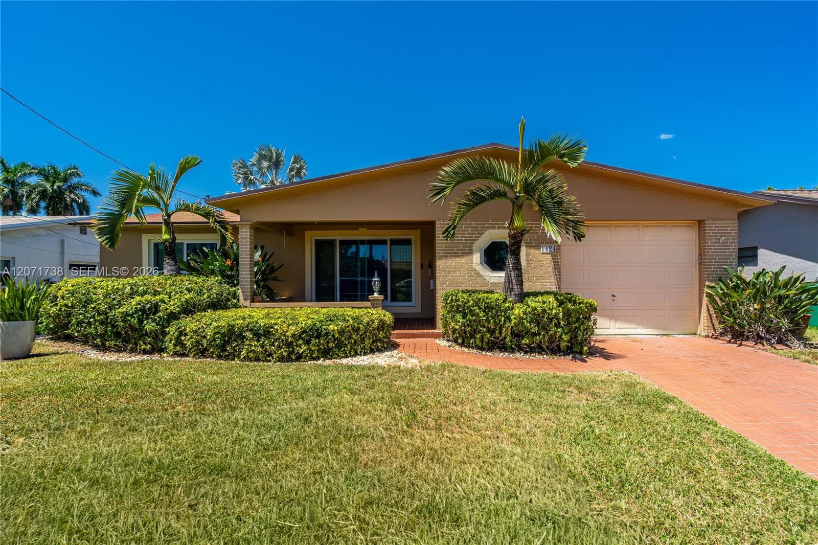 1424 Nautilus Isle, Dania Beach, FL 33004