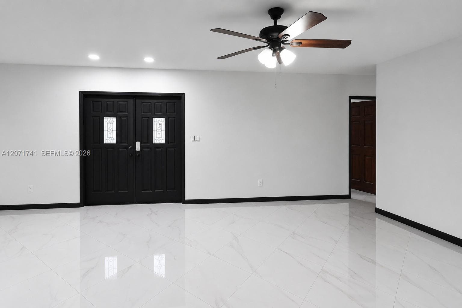 504 NW 23rd St, Homestead, FL 33030 photo 5