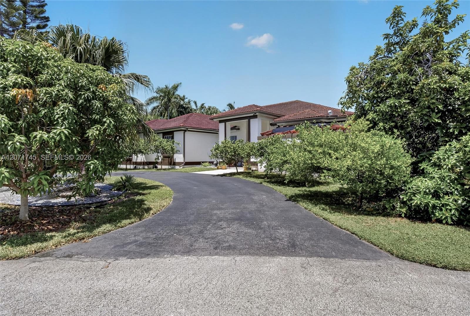 17711 SW 81st Ct, Palmetto Bay, FL 33157 photo 3