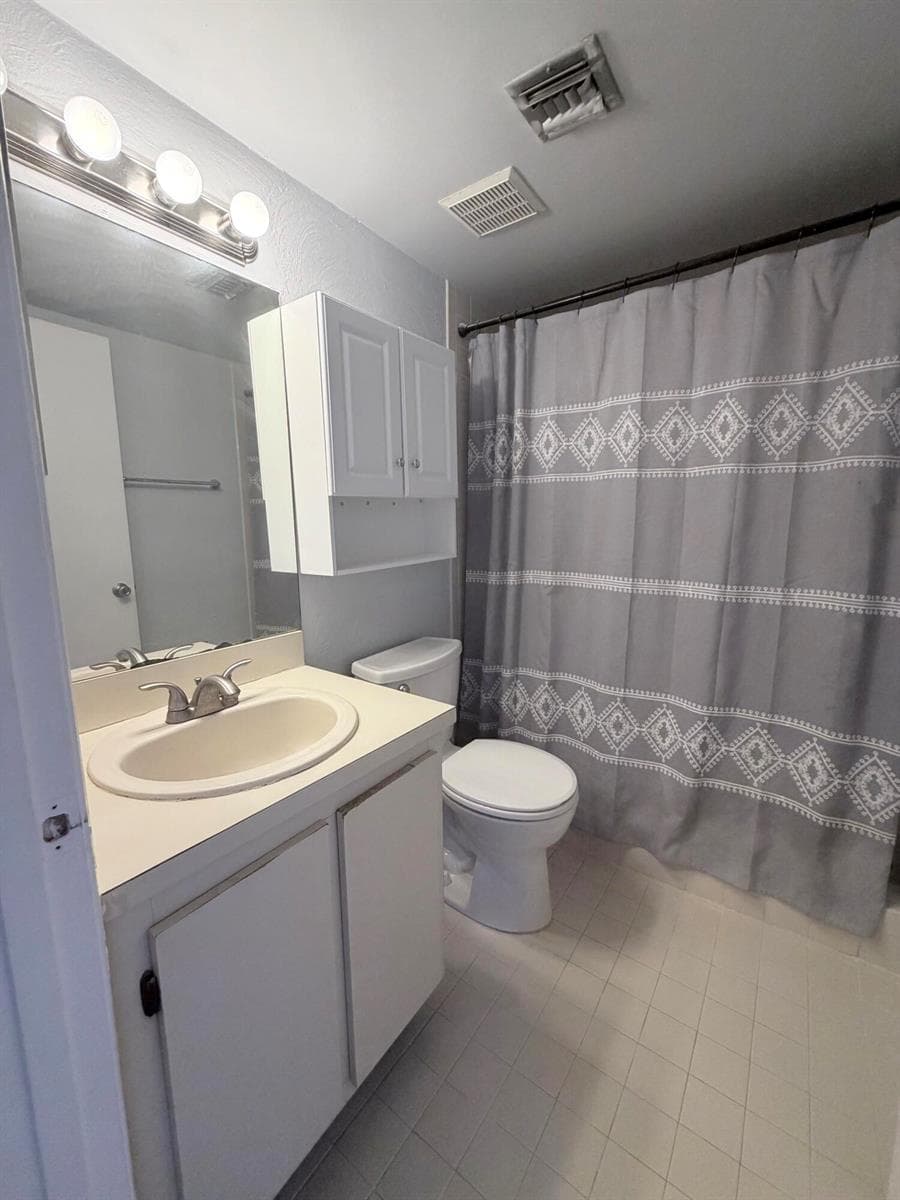 3725 VILLAGE Drive # D, Delray Beach, FL 33445 photo 5