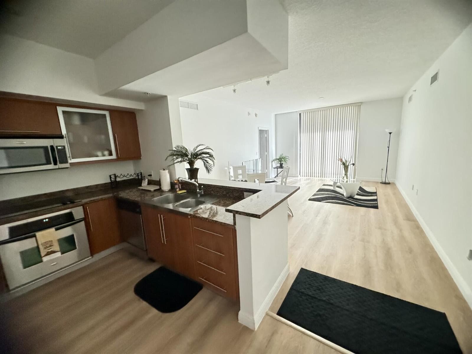 888 S Douglas Road # 1015, Coral Gables, FL 33134 photo 2