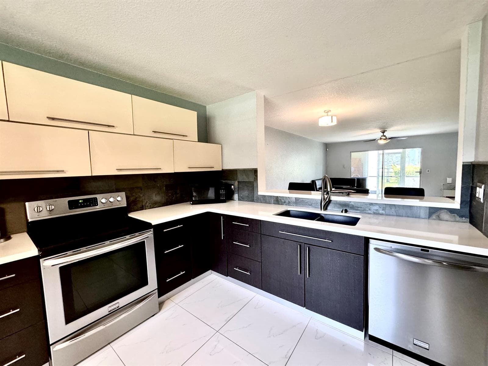 12600 SW 5TH Court # 109L, Pembroke Pines, FL 33027 photo 5