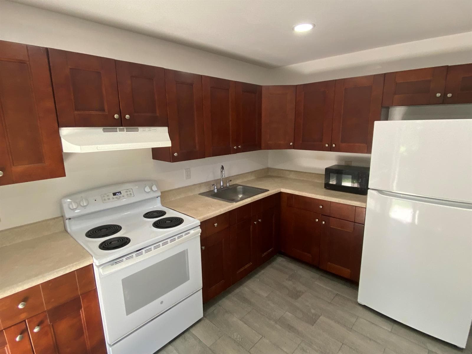 850 SW 9th Avenue # 1-4, # C, Hallandale Beach, FL 33009