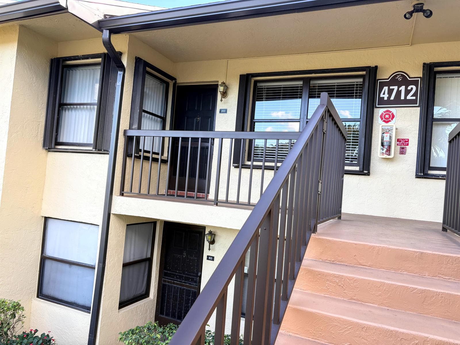 4712 E LUCERNE LAKES Boulevard E # 203, Lake Worth, FL 33467