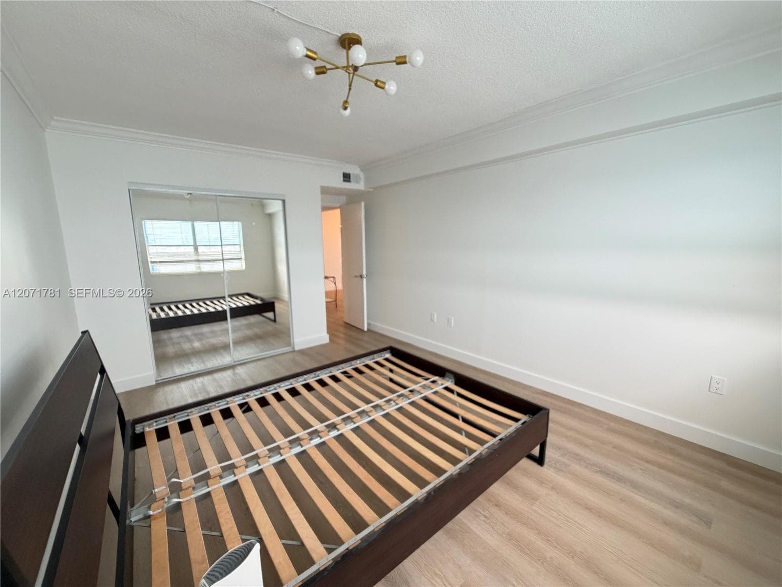 400 Kings Point Dr # 604, Sunny Isles Beach, FL 33160 photo 5