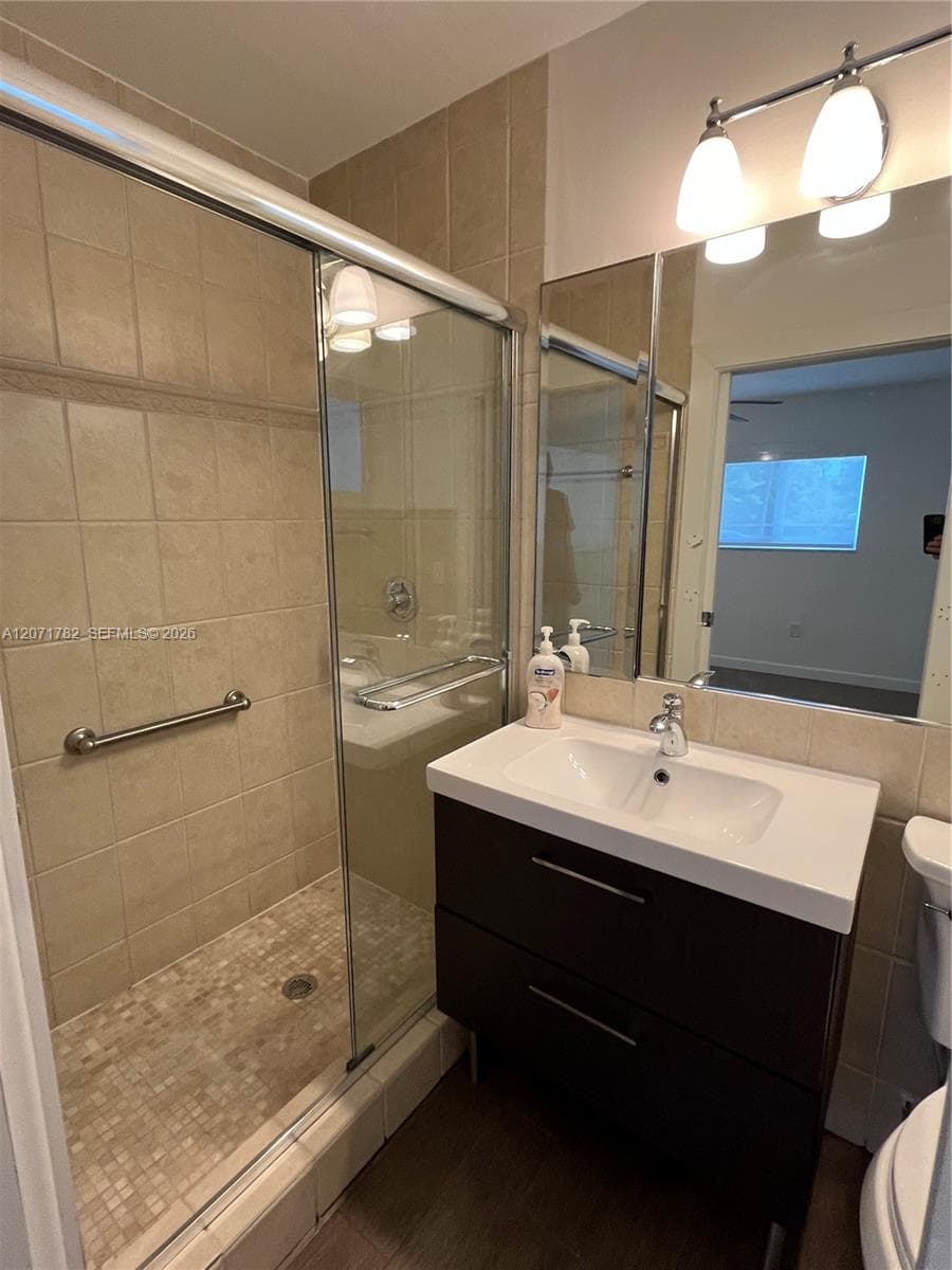 2353 SW 4th St, Miami, FL 33135 photo 5