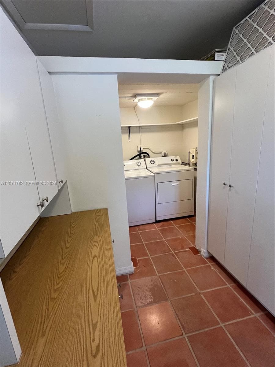 2353 SW 4th St, Miami, FL 33135 photo 4
