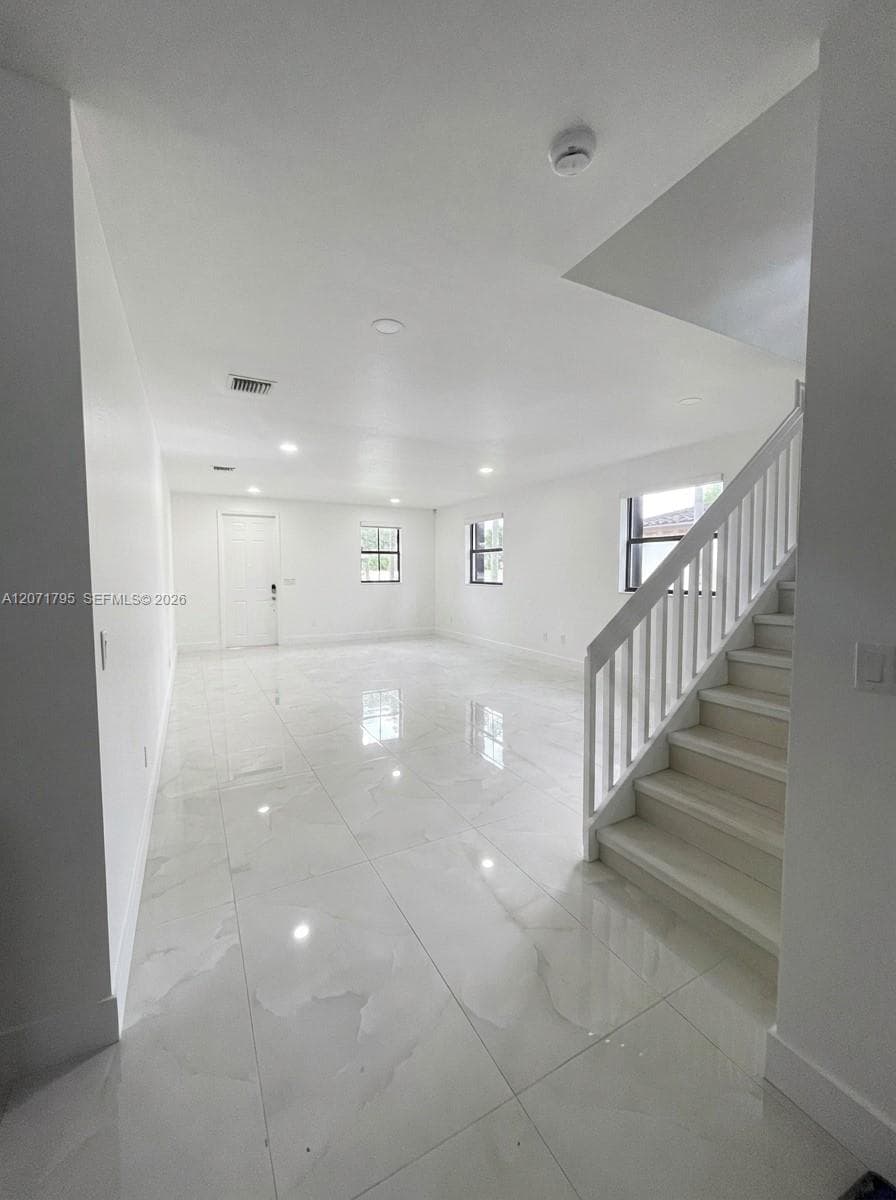 9260 W 35th Ln, Hialeah, FL 33018 photo 3