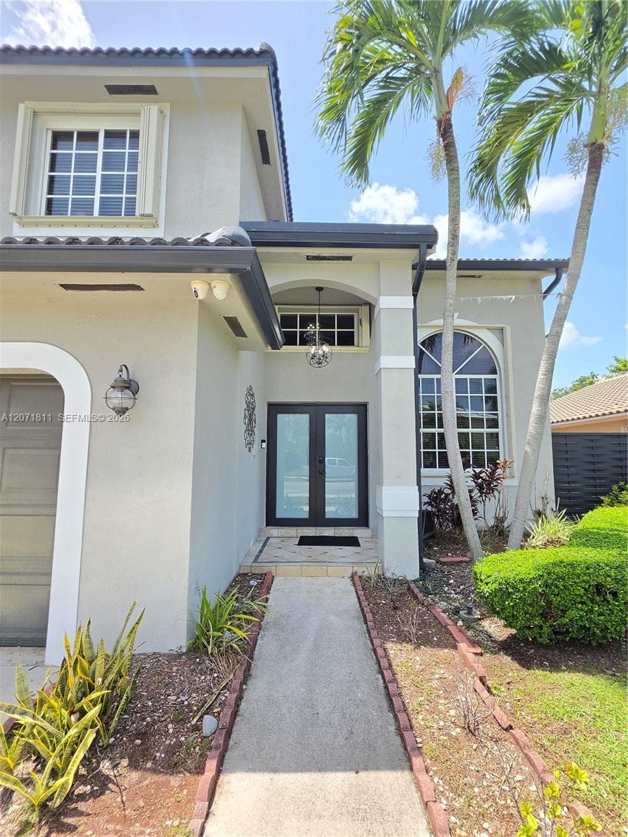 9352 SW 166th Ct, Miami, FL 33196 photo 3